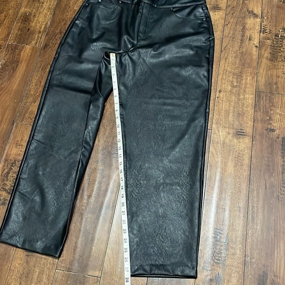 SPANX Classic Black Straight Leg Pants - Picture 12 of 16